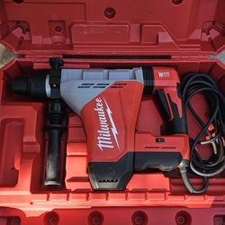 MILWAUKEE ROTARY HAMMER,  HAMMER 1 3/4