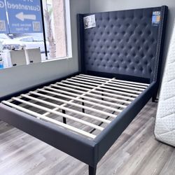 Designer Queen Platform Bed Frame Floor Sample REDUCED 