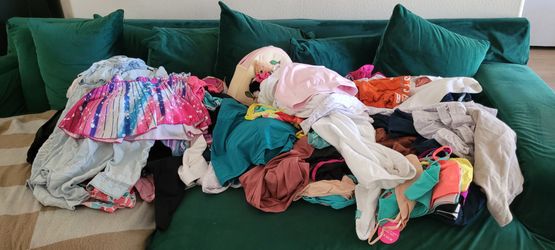 Lot of Girls 8 9 10 Clothes 200 pieces