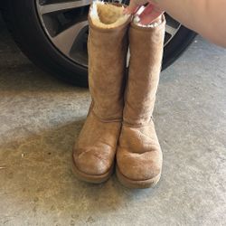 Women’s Tall Ugg Boot Shoes Size 8
