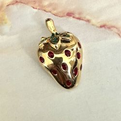 Gold Tone Rhienstone Strawberry Brooch 