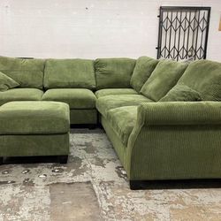 New Sectional Corduroy Sage Couch with Ottoman! Free Delivery 🚚 !