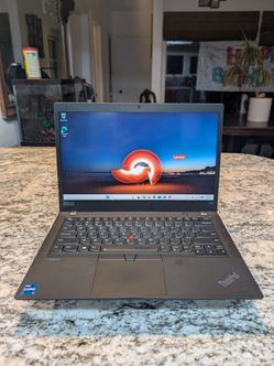 Lenovo ThinkPad P14s Gen 2 / Touchscreen / i7 (11th gen) / 32GB RAM / 512GB SSD / NVIDIA T500 4GB / Windows 11 Pro