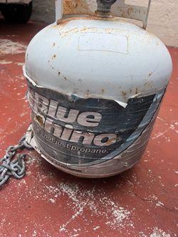 Propane tank for bbq grill