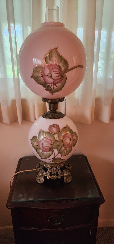 Victorian Hand Painted Rose Parlor Lamp With Double Ball Globe 3-Way Lamp