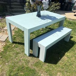 Indoor/outdoor Table And Bench