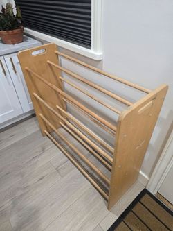 Wood shoe rack