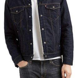 Levi’s Sherpa Trucker Jacket 