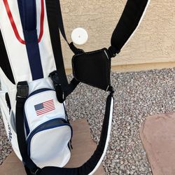 TaylorMade Flex  Tech Stand  Golf Bag