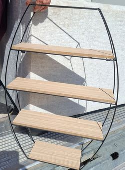 DECORATIVE SHELF STAND