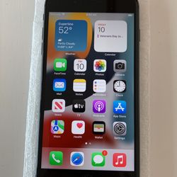 iPhone 8 Plus 64 Gi Unlocked