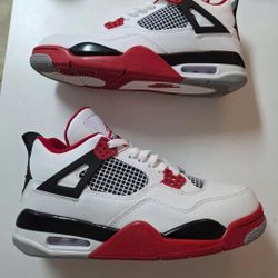 Retro Jordan 4 OG Fire red