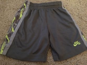 Boys Nike Shorts Small