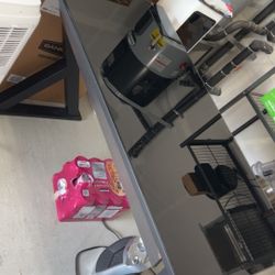 Black Desk