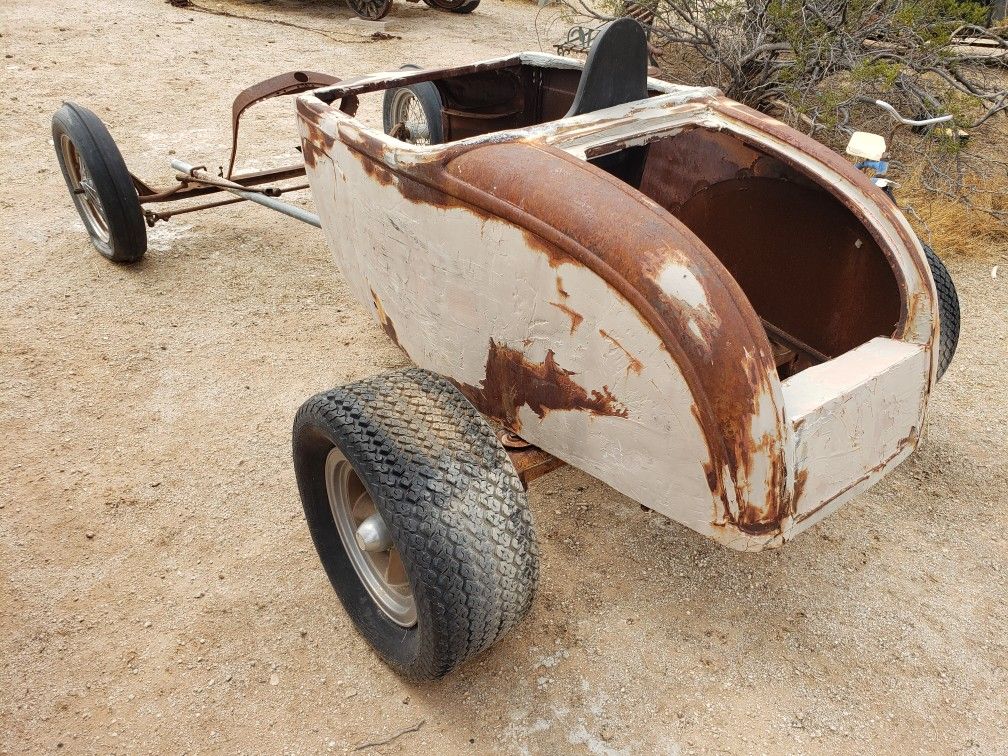 Hot Rat Rod 1920s 1930s Ford Single Seat Project Car Parts Yard Art for