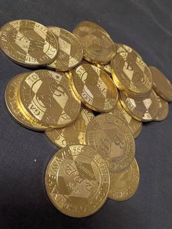 Fannini : Gold-Tone Casino Slot Tokens 25 pcs