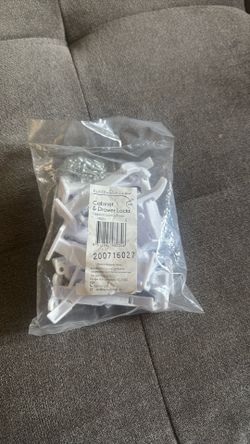 Cabinet & Drawer Locks