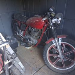 1978 Yamaha SR500