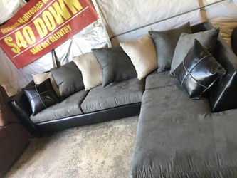 Plush Grey Sectional w/ Accent Pillows