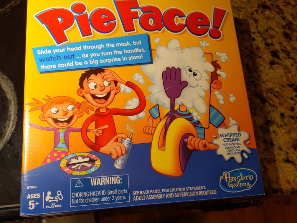 Pie face hasbro Game New
