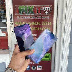 Apple iPhone 14 128GB Factory Unlocked 