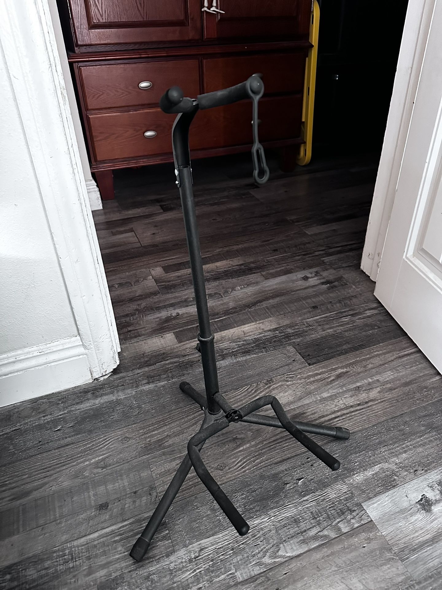 Guitar Stand