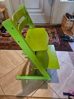 Stokke trip trapp adjustable chair