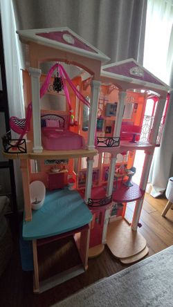 Barbie Dream House
