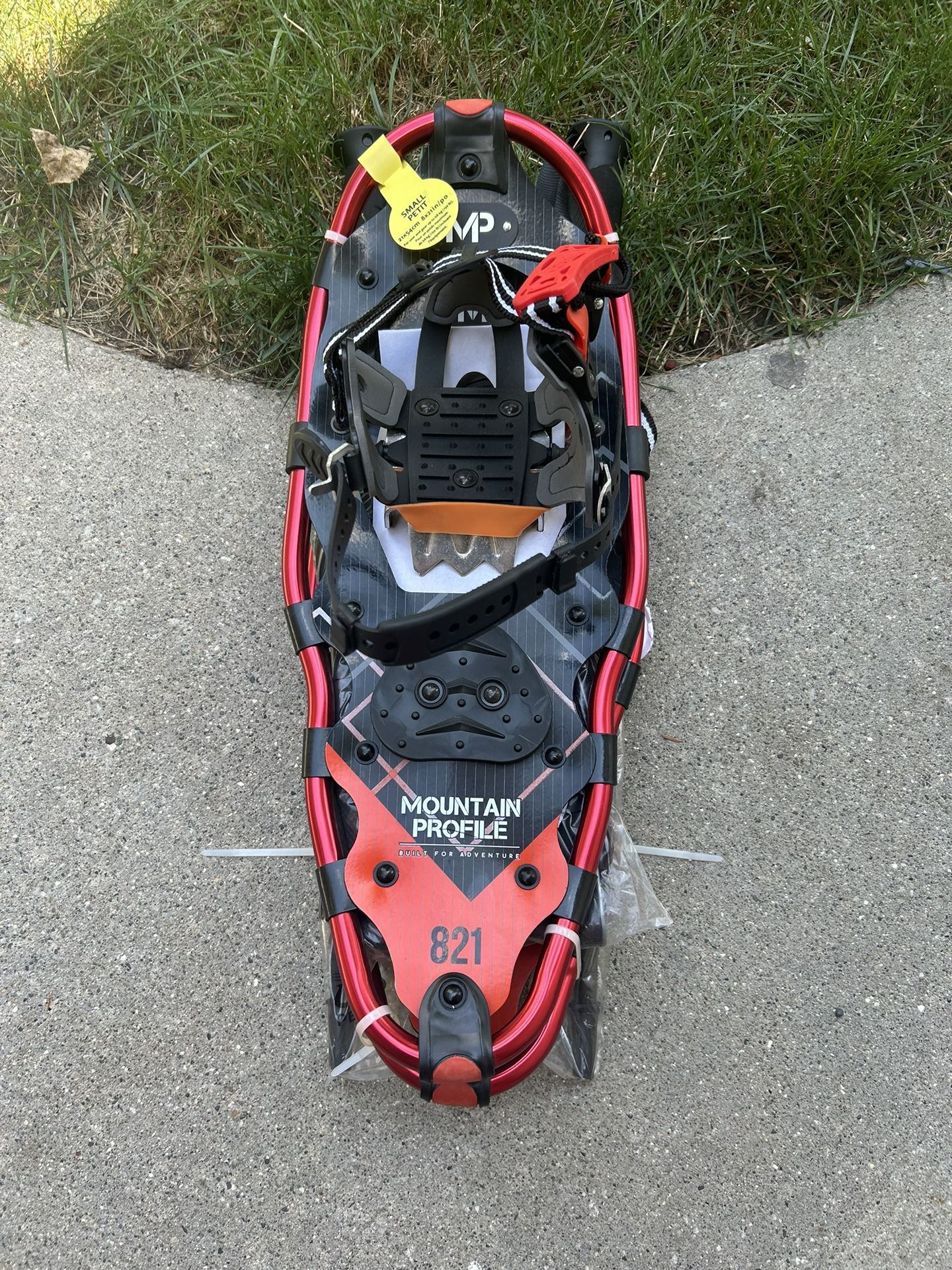 New Mountian Profile 821 W/ Poles