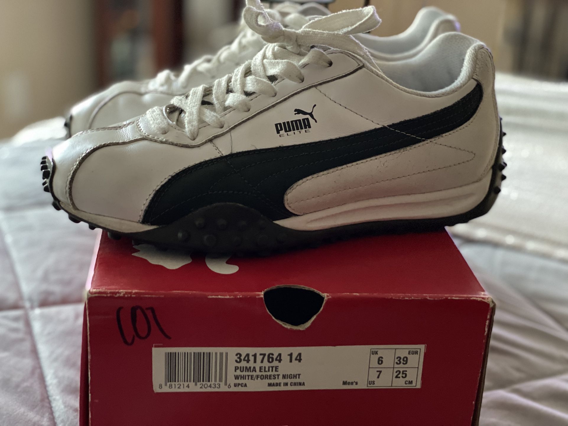 Vintage Mens Puma Shoes