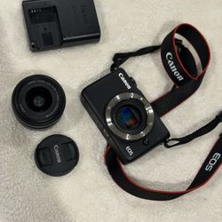 Canon EOS M10 Camera 