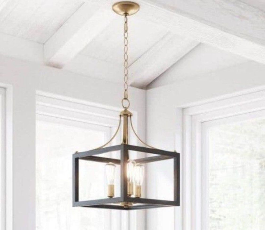 Hampton Bay Boswell Quarter 14 in. 3-Light Vintage Brass Farmhouse Square Chandelier with Painted Black Distressed Wood Accents