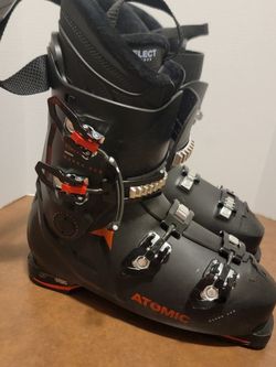 Atomic Hawx Ski Boots