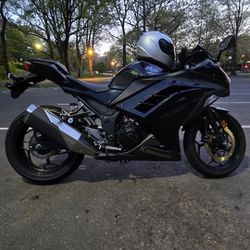 Kawasaki Ninja 300cc