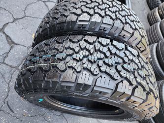 2 tires LT265/70r17 general Grabber A/T