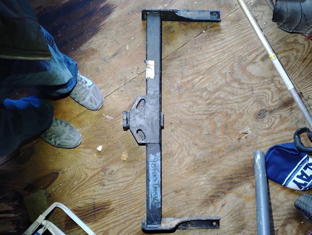 Tow Bar For A 1998 Ford Truck Or Suv