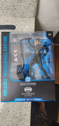 Batman Returns battle damage Catwoman