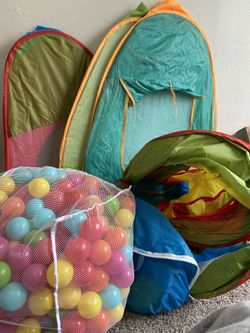 Lot Of Kids Pop Up Tents And Tunnels And Balls For Ball Pit