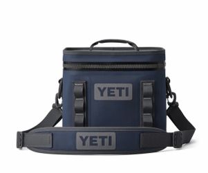 Yeti hopper flip 8