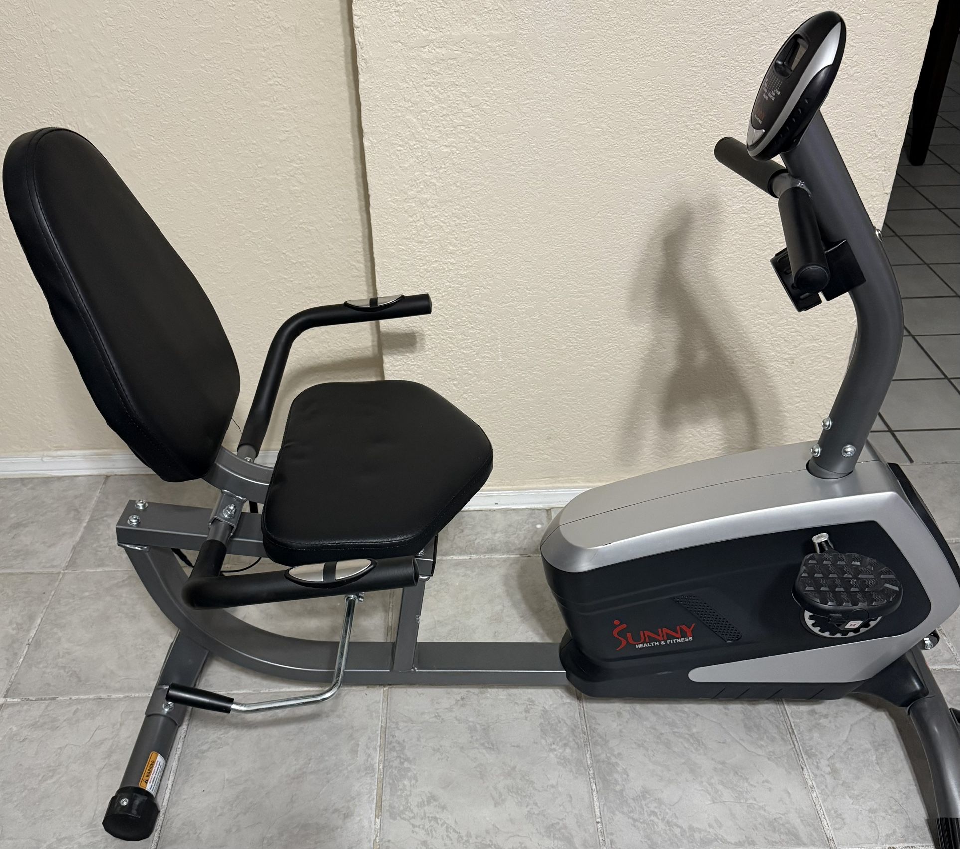 Sunny Health & Fitness Smart Heavy-Duty Recumbent Bike