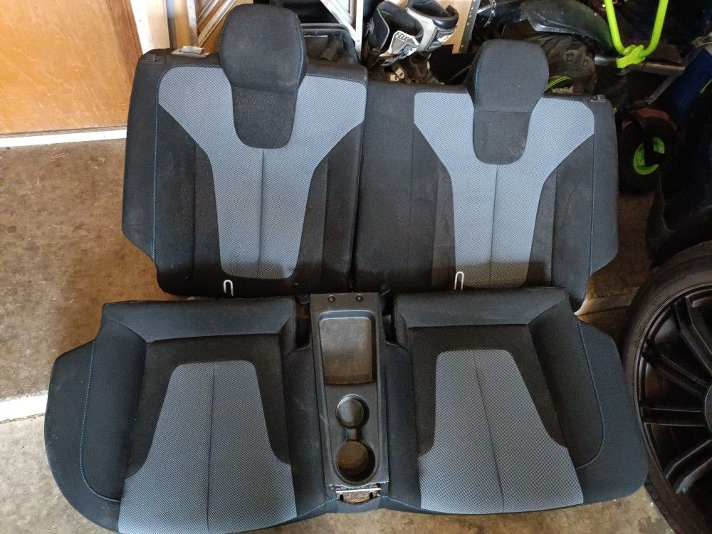 2019 Hyundai Veloster Rear Seat