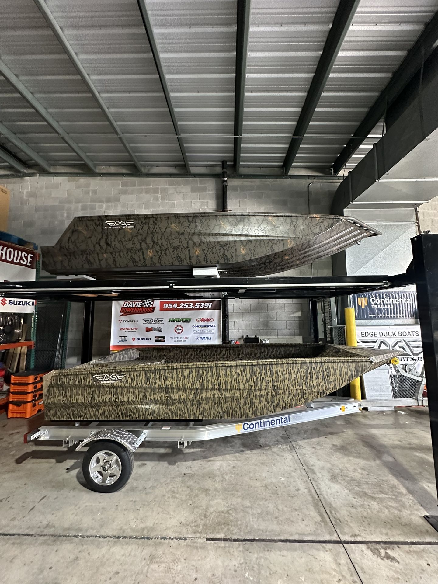 Edge Sportsman 1553