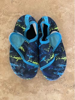Kids water shoes size 12-13