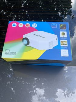 Entertainment projector LCD image system LED