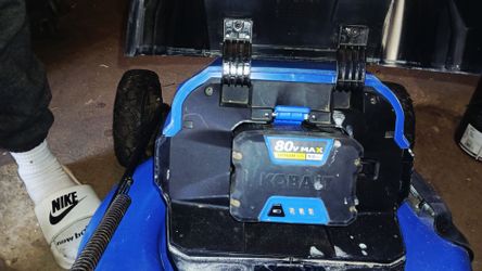 Kobolt 80v lawn mower with battery