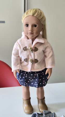 18" Girls Doll W/extra Outfit