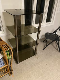 Glass plant stand