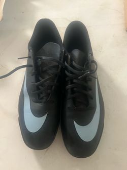 Mercurial indoor soccer cleats