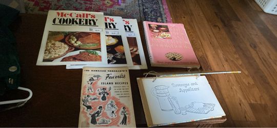 Vintage Cookbook Collection Lot of 6