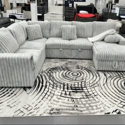 Lindyn Ivory 4-Piece Sectional
Ashley Furniture$10 Down Payment And Financing Available